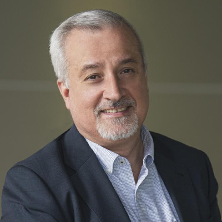 Mauricio Terrones